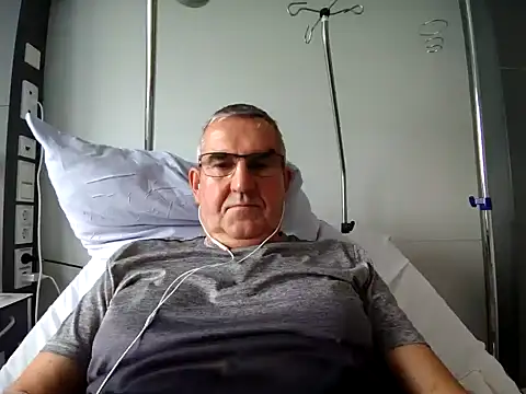 Oldmenhot66 online show from 21, 10, 2025