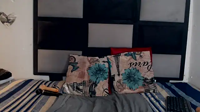 Freaky-boobs online show from 16, 12, 2025