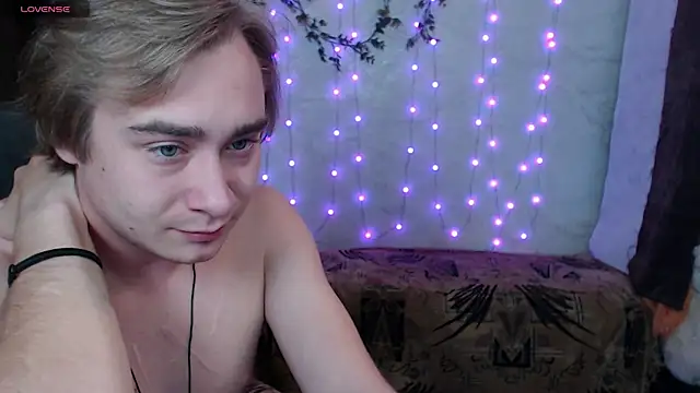 Lust4Money online show from 28, 10, 2025