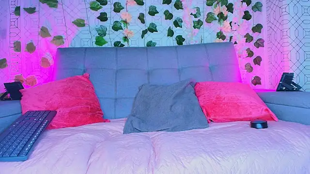 collet 1 online show from 1, 10, 2025