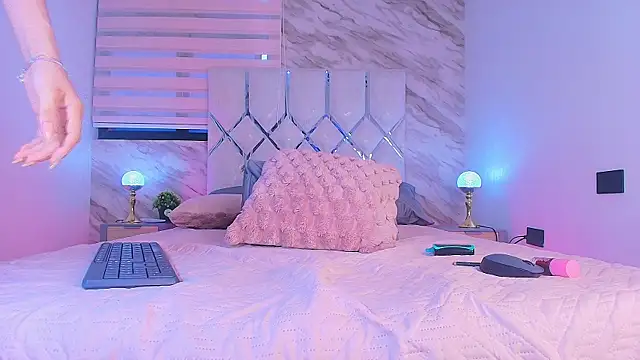 collet 1 online show from 20, 11, 2025