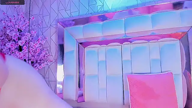 Lilithadams1 online show from 14, 4, 2026