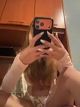 ItalianGirl online show from 22, 3, 2026