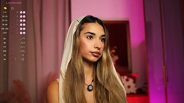 ItalianGirl online show from 14, 10, 2025