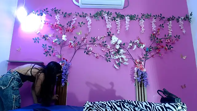 skinnysofia18 online show from 16, 5, 2026