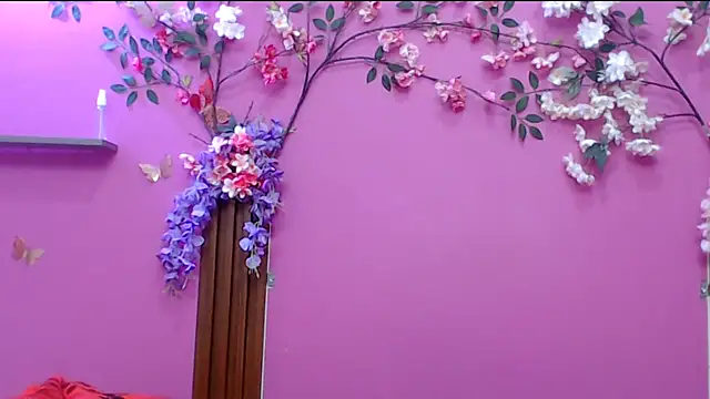 skinnysofia18 online show from 27, 11, 2025