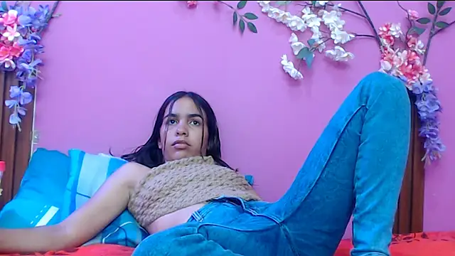 skinnysofia18 online show from 16, 9, 2025