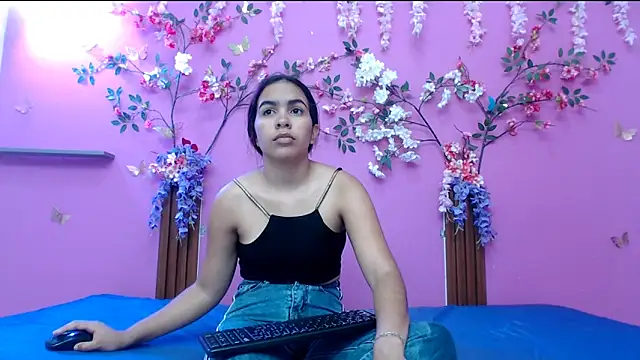 skinnysofia18 online show from 29, 5, 2026