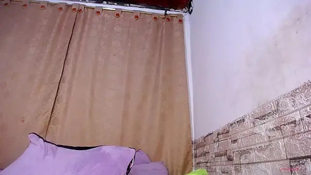 Snapshot of Bicky_24 chatting on 15, 7, 2026 Bicky 24 online show from 15, 7, 2026