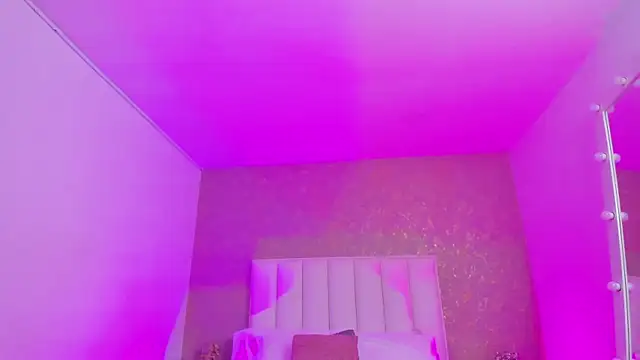 KaylieBrooks online show from 11, 9, 2025