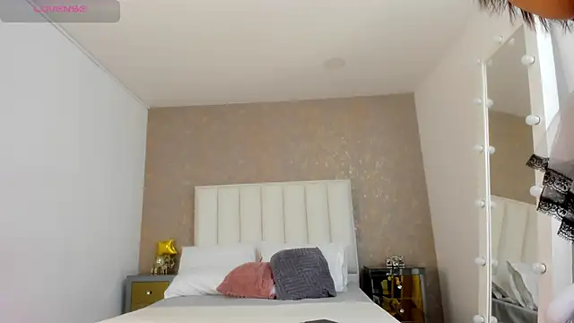 KaylieBrooks online show from 30, 9, 2025