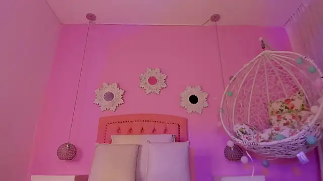 CannelaSmith online show from 14, 10, 2025