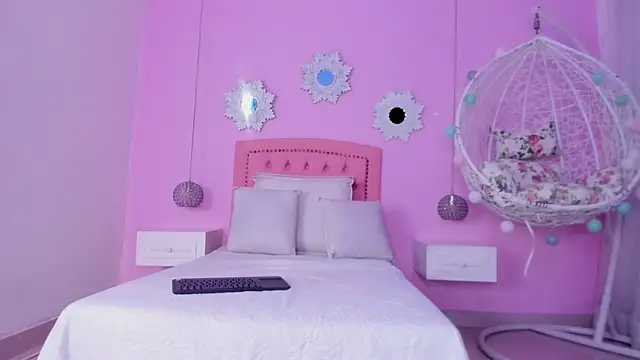 CannelaSmith online show from 30, 11, 2025