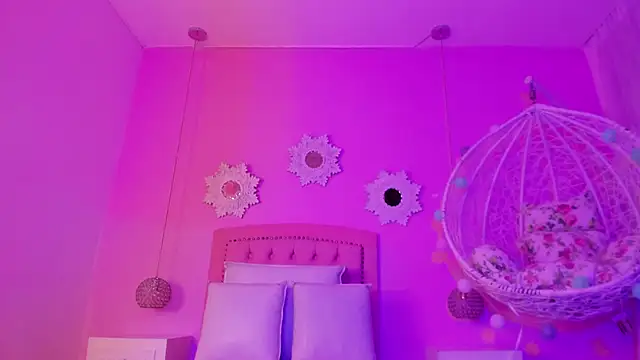 CannelaSmith online show from 11, 10, 2025