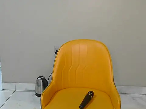 Snapshot of Sultry_Booty chatting on 10, 11, 2025 Sultry Booty online show from 10, 11, 2025