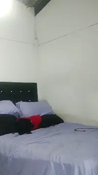 karly hot  online show from 4, 10, 2025