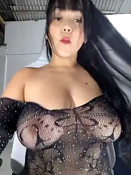 karly hot  online show from 25, 5, 2026