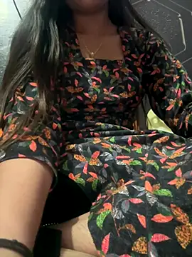 Sexylella143 online show from 21, 11, 2025