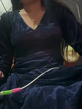 Sexylella143 online show from 22, 11, 2025