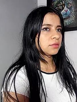 ValerieLove  online show from 6, 11, 2025