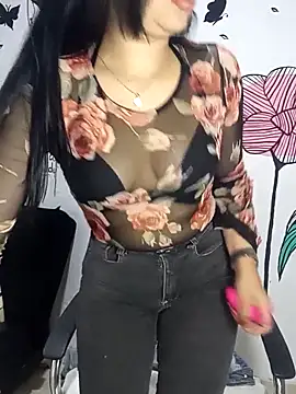 ValerieLove  online show from 19, 9, 2025