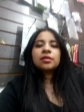 ValerieLove  online show from 14, 1, 2026