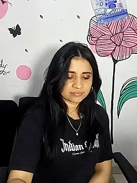 ValerieLove  online show from 18, 10, 2025