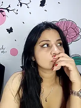 ValerieLove  online show from 21, 9, 2025