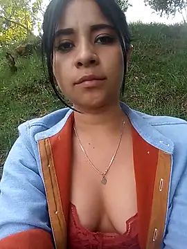 ValerieLove  online show from 17, 11, 2025