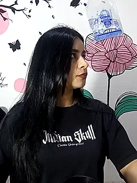 ValerieLove  online show from 17, 10, 2025