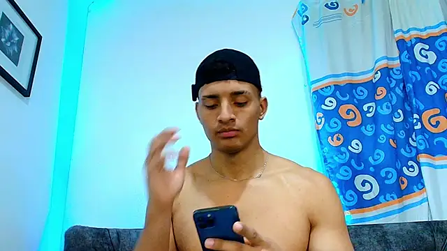 Snapshot of Smith_Fitness chatting on 17, 6, 2026 Smith Fitness online show from 17, 6, 2026