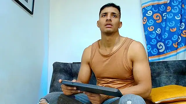 Snapshot of Smith_Fitness chatting on 12, 7, 2026 Smith Fitness online show from 12, 7, 2026