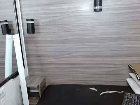 Penelopee Rouse online show from 17, 12, 2025