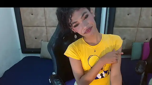 Penelopee Rouse online show from 19, 11, 2025