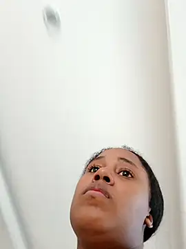 MoniqueMulberry online show from 25, 9, 2025