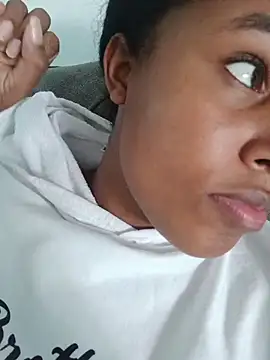 MoniqueMulberry online show from 30, 10, 2025