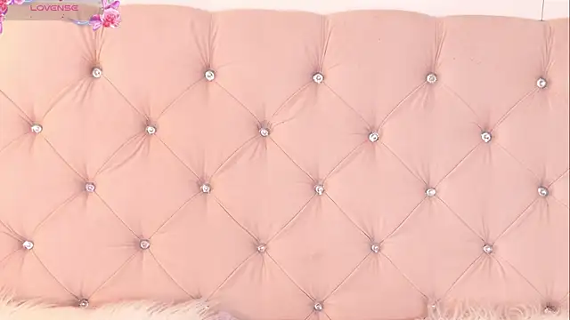 CaterinaRomano online show from 8, 10, 2025