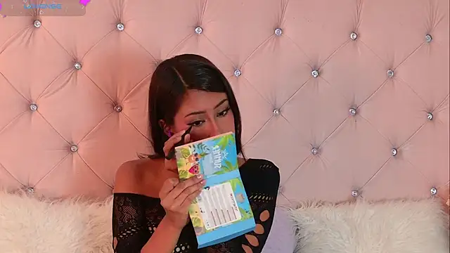 CaterinaRomano online show from 6, 10, 2025