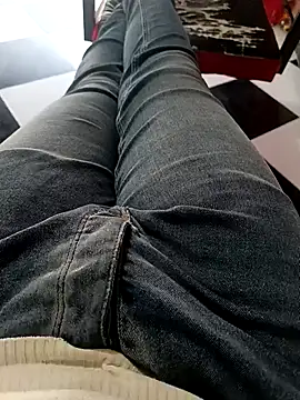 anis3g4 online show from 7, 10, 2025