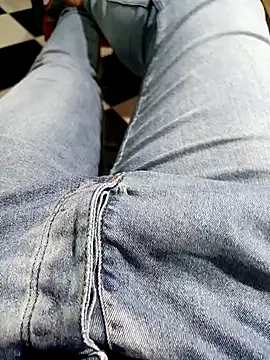 anis3g4 online show from 6, 10, 2025