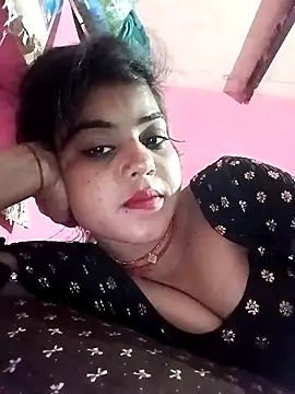 Snapshot of Yatiksha_Beby chatting on 12, 2, 2026 Yatiksha Beby online show from 12, 2, 2026