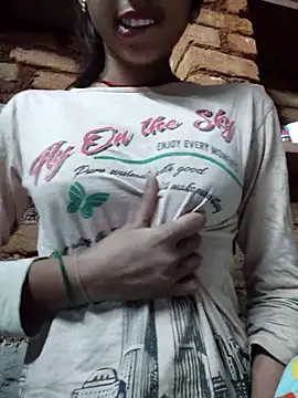 Snapshot of Yatiksha_Beby chatting on 14, 12, 2025 Yatiksha Beby online show from 14, 12, 2025