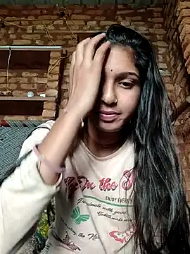 Snapshot of Yatiksha_Beby chatting on 4, 12, 2025 Yatiksha Beby online show from 4, 12, 2025