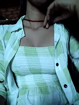 Snapshot of Yatiksha_Beby chatting on 21, 12, 2025 Yatiksha Beby online show from 21, 12, 2025