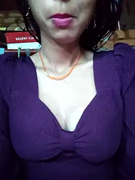 Snapshot of Yatiksha_Beby chatting on 7, 1, 2026 Yatiksha Beby online show from 7, 1, 2026