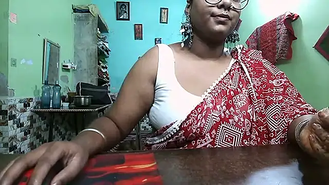 DearKimmi online show from 6, 11, 2025