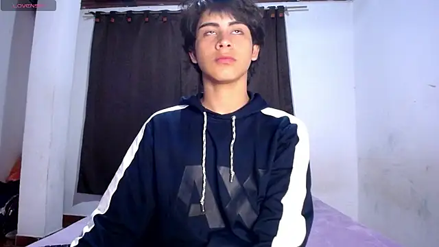 DaraKat18 online show from 7, 1, 2026