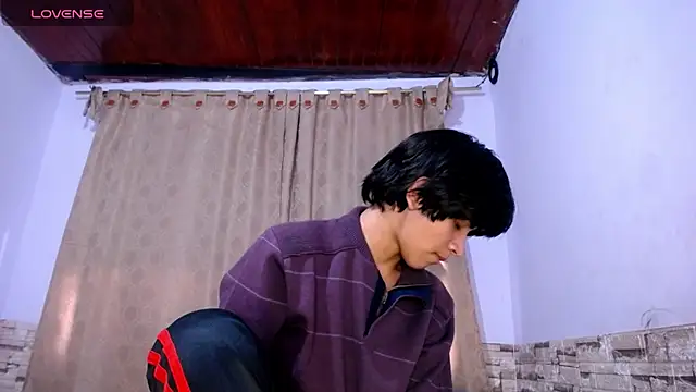 DaraKat18 online show from 12, 2, 2026