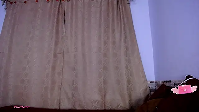 DaraKat18 online show from 30, 11, 2025