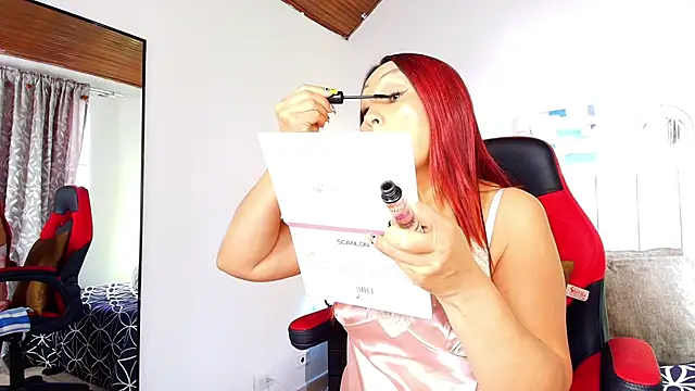 Naomi Redd online show from 29, 10, 2025